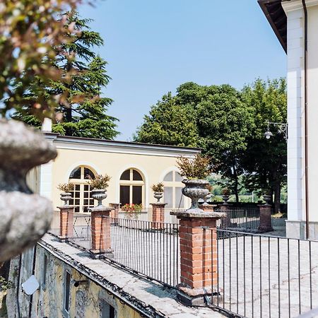 Castello Di Grillano Guest House Ovada Bagian luar foto