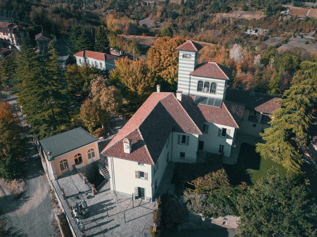 Castello Di Grillano Guest House Ovada Bagian luar foto